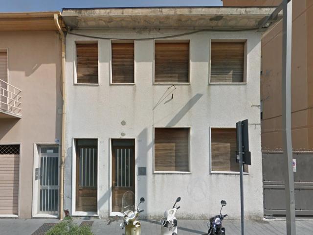 Studi privati in vendita