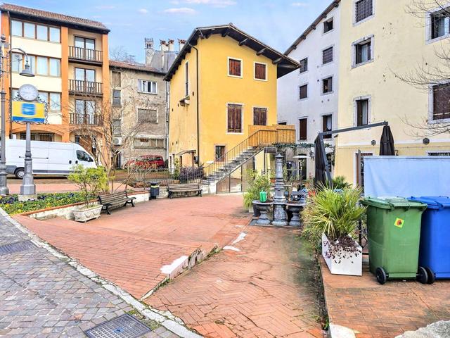 #25566 Area urbana di 257 mq in zona centrale in vendita - foto 2