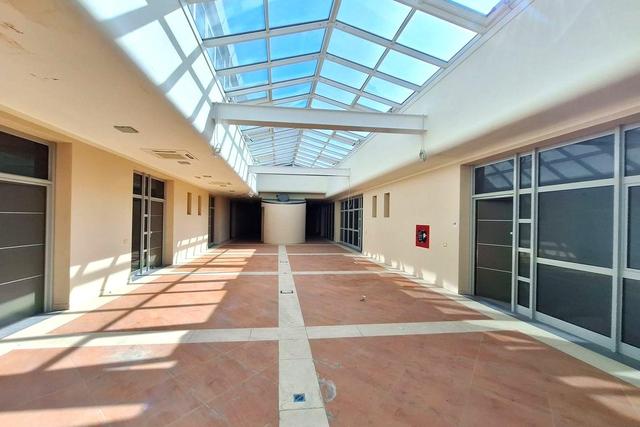 Edifici direzionali in vendita
