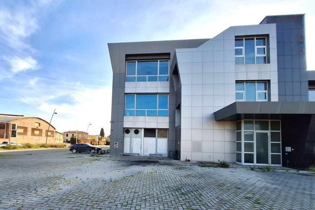 Edifici direzionali in vendita