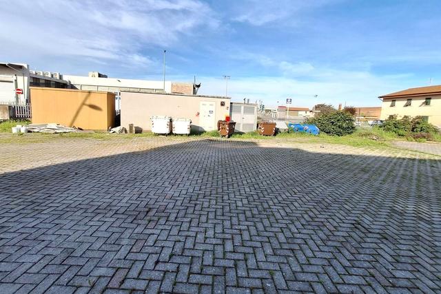 Edifici direzionali in vendita