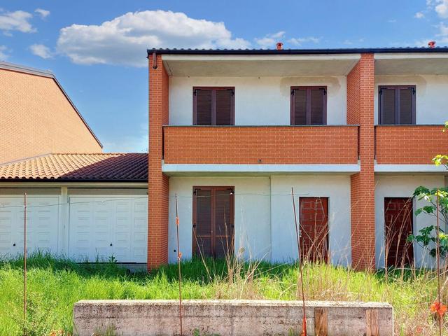 Villette a schiera in vendita