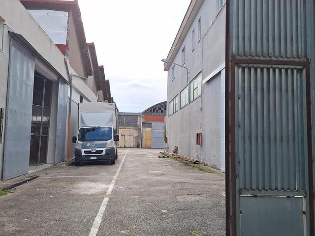 Studi privati in vendita
