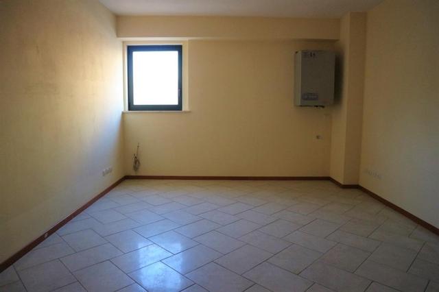 Complessi commerciali in vendita