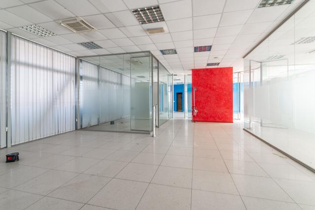 #2537525 Ufﬁci nel cuore di Codogno con box auto e cantine in vendita - foto 6