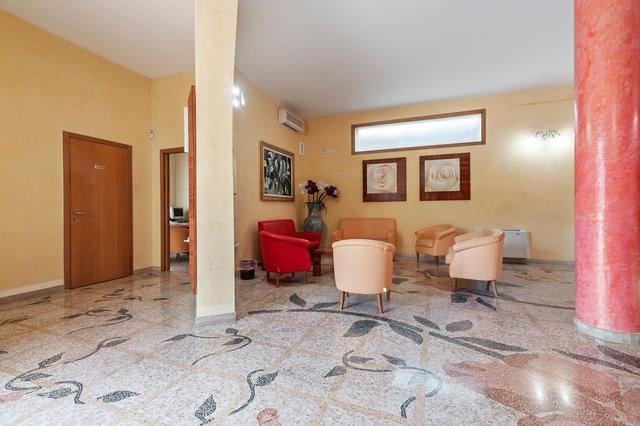 #11177 Cessione di ramo di azienda dedita ad attività di locazione abitativa e di residence in vendita - foto 9