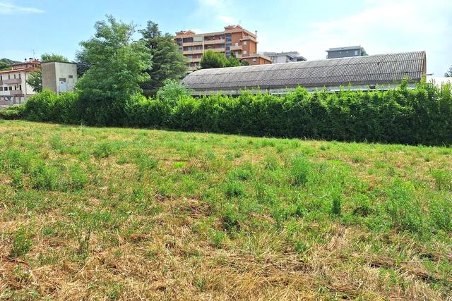 #24073 Area edificabile di 1141 mq in zona residenziale in vendita - foto 2
