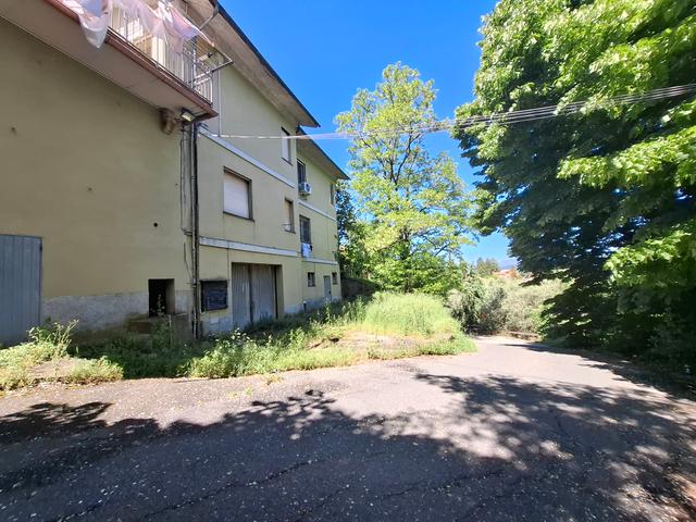 Garage in vendita