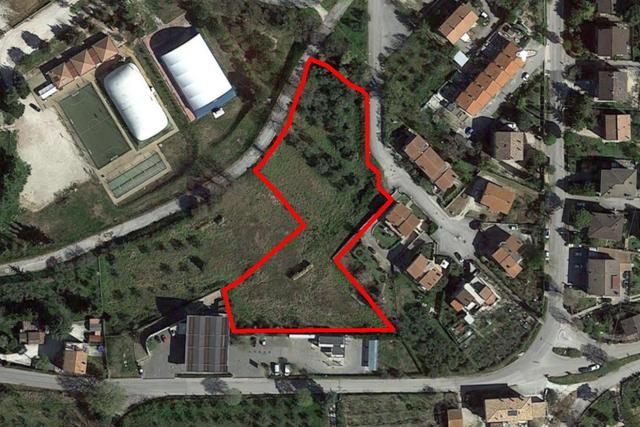 #20712 Terreno edificabile di 5701 mq in vendita - foto 1