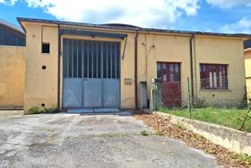 Capannoni artigianali in vendita