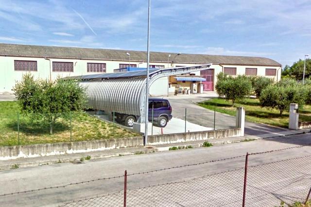 #2515104 Capannone artigianale e area urbana privata in vendita - foto 2