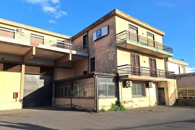 #23288 Capannone commerciale con area edificabile in vendita - foto 21