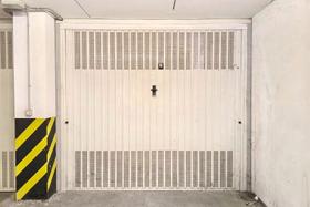 Garage in vendita