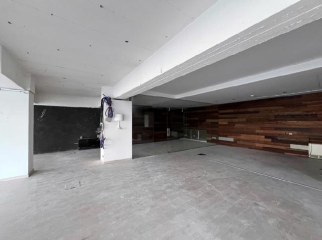 #2639200 Ampio negozio in zona residenziale in vendita - foto 3