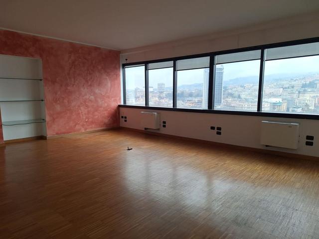 Edifici direzionali in vendita