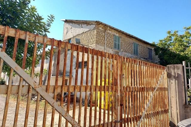 Stabilimenti produttivi in vendita