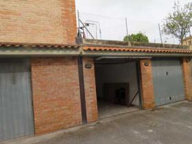 Garage in vendita