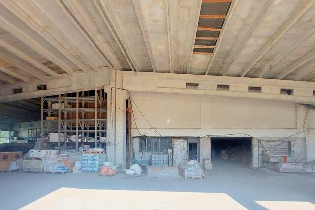 #21577 Edificio commerciale con show room e piazzale in vendita - foto 24