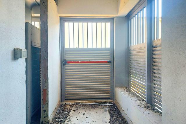 #21577 Edificio commerciale con show room e piazzale in vendita - foto 31