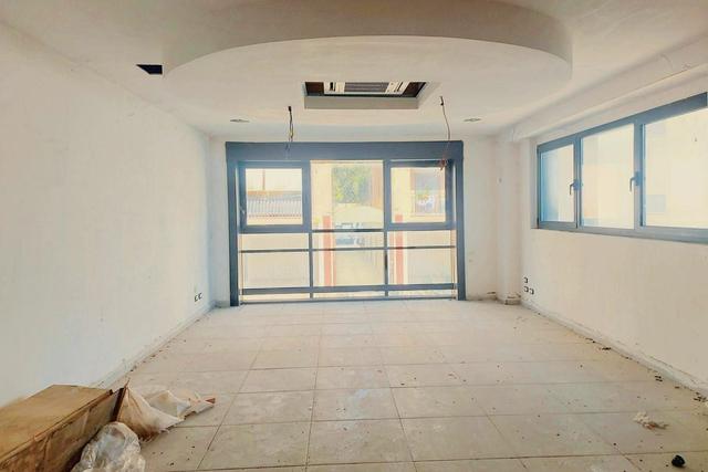 #21577 Edificio commerciale con show room e piazzale in vendita - foto 5