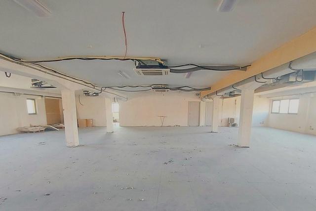 #21577 Edificio commerciale con show room e piazzale in vendita - foto 7