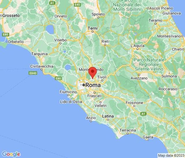 Complessi commerciali in vendita