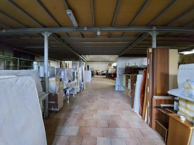 Stabilimenti produttivi in vendita