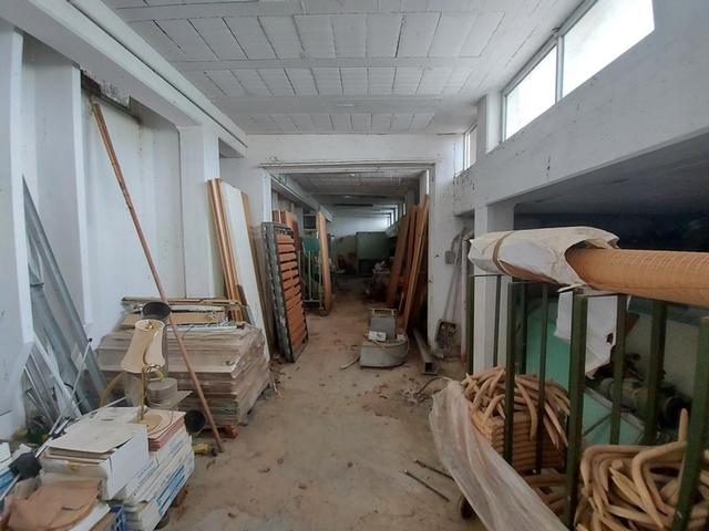 Stabilimenti produttivi in vendita