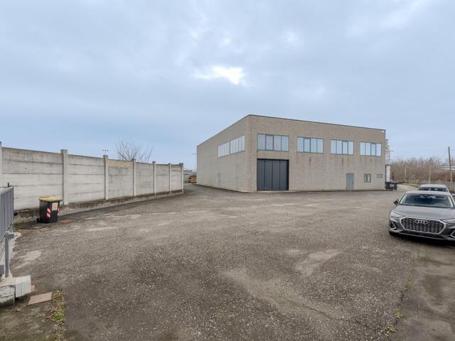 #2536374 Capannone 350 mq in vendita - foto 3