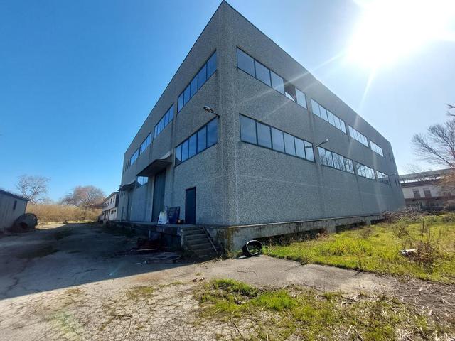 Stabilimenti produttivi in vendita