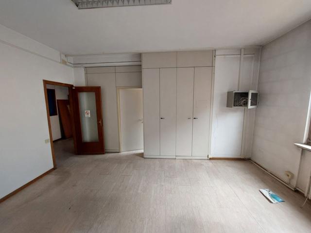 #2638352 Ampio ufficio in edificio residenziale in vendita - foto 4