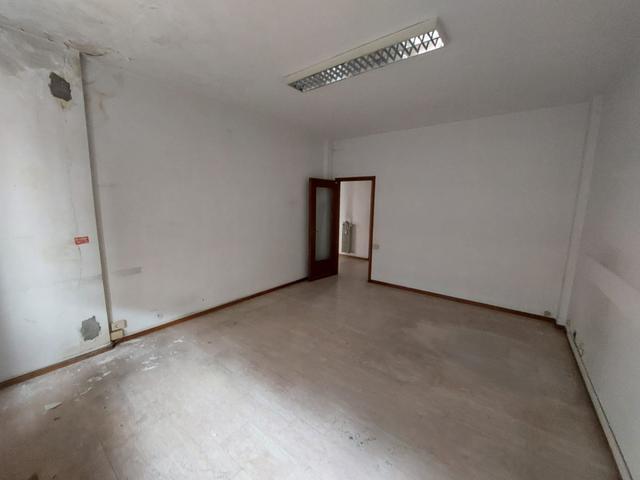 Grandi dimensioni in vendita