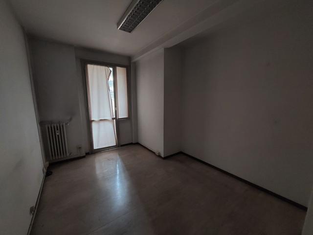 #2638352 Ampio ufficio in edificio residenziale in vendita - foto 11