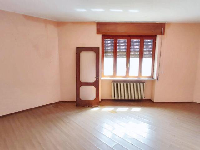 #23385 Negozio con uffici e magazzino in vendita - foto 12