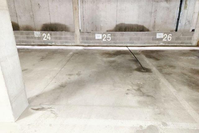 Posti auto in vendita
