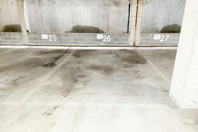 Posti auto in vendita