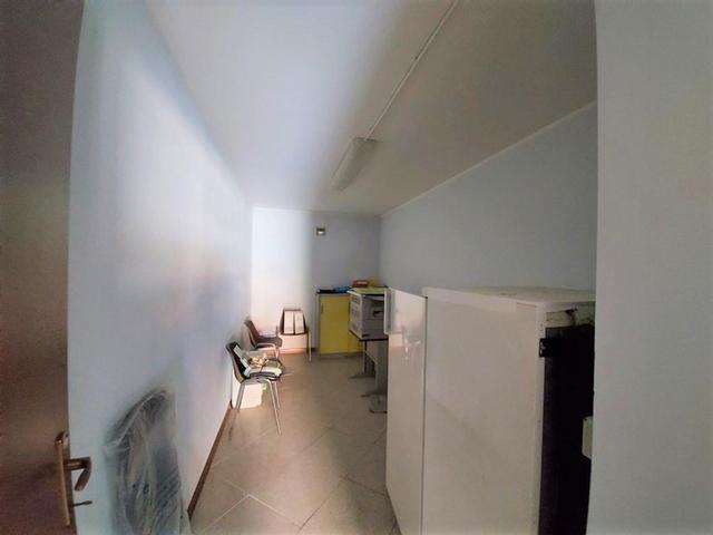 Garage in vendita