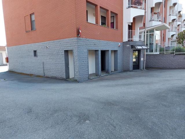 Garage in vendita