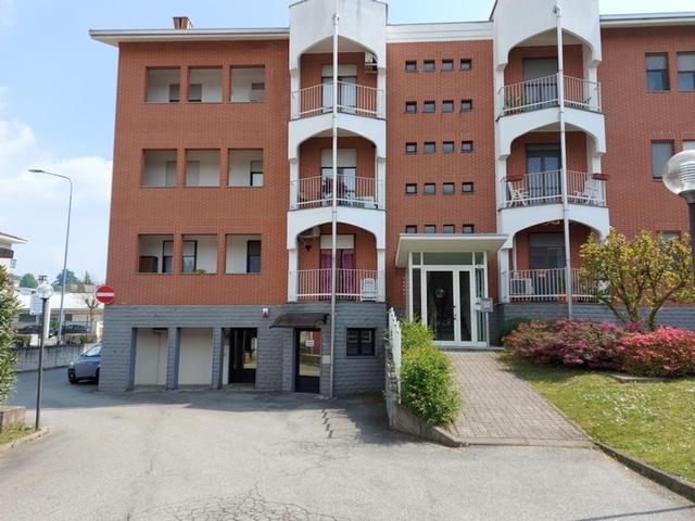 Garage in vendita