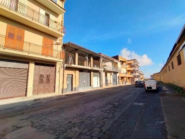 #2537459 Autorimessa con pertinenze in vendita - foto 2