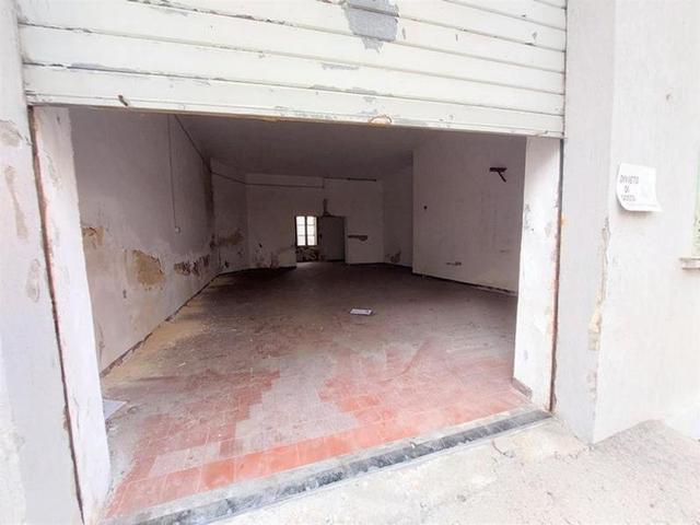 #14694 Negozio da ristrutturare con pertinenza e cantina in vendita - foto 5