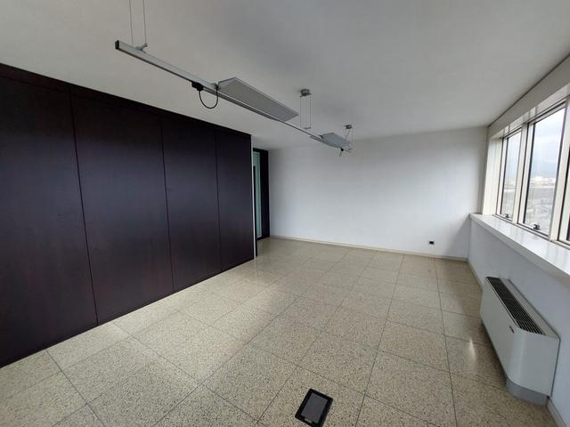 Grandi dimensioni in vendita