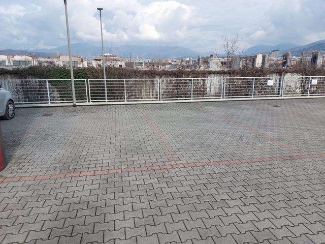 Grandi dimensioni in vendita