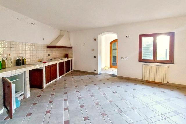 Palazzi in vendita
