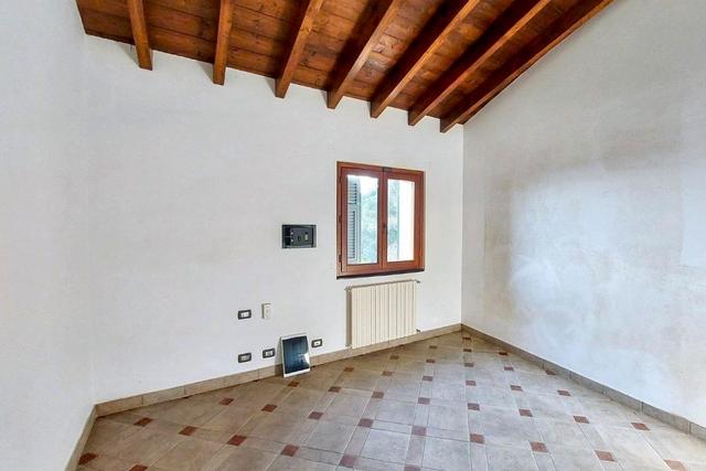 Palazzi in vendita