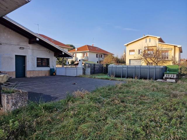 Grandi dimensioni in vendita