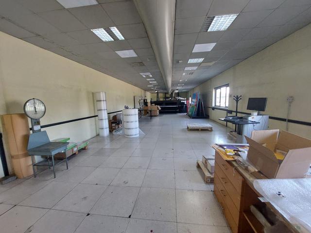 #2638989 Capannone con palazzina uffici e ampia area esterna con possibile cambio di destinazione d’uso in vendita - foto 9