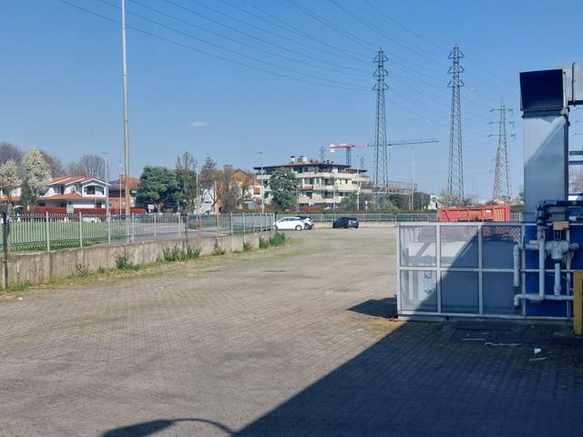 #2638989 Capannone con palazzina uffici e ampia area esterna con possibile cambio di destinazione d’uso in vendita - foto 11