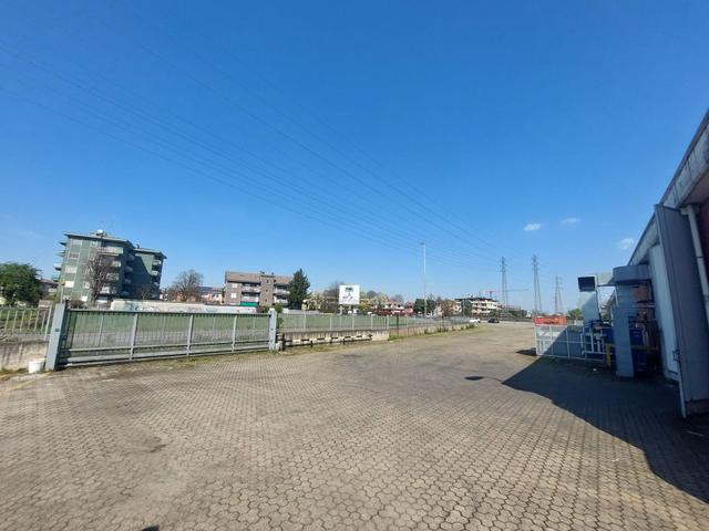 #2638989 Capannone con palazzina uffici e ampia area esterna con possibile cambio di destinazione d’uso in vendita - foto 12