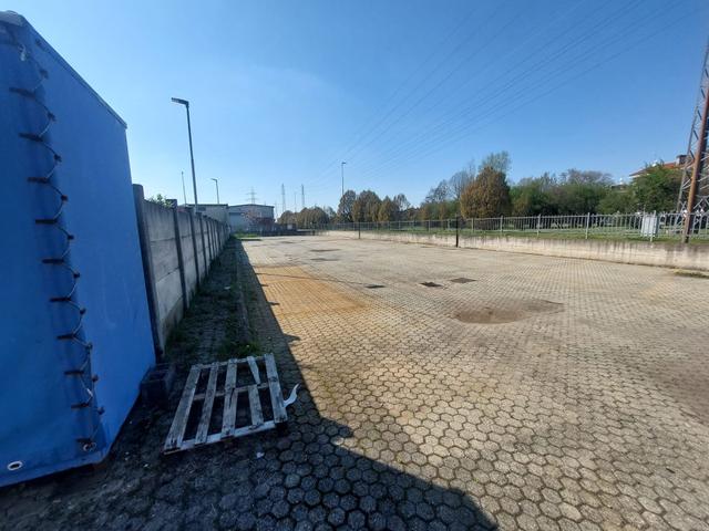 Stabilimenti produttivi in vendita